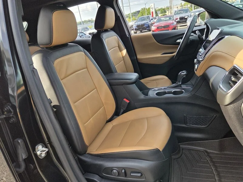 Used 2019 Black Metallic CHEVROLET FWD 4dr Premier w/1LZ image 24