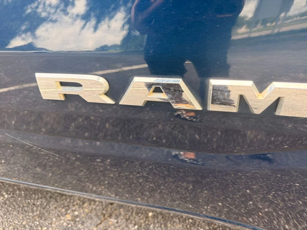 Used 2019 Blue Ram Big Horn/Lone Star image 5