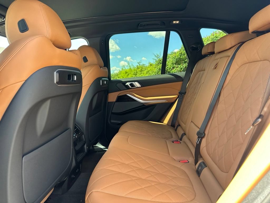 New 2026 Skyscraper Grey Metallic BMW xDrive40i image 20