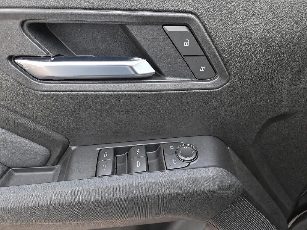 2026 Chevrolet Colorado LT - Photo 14