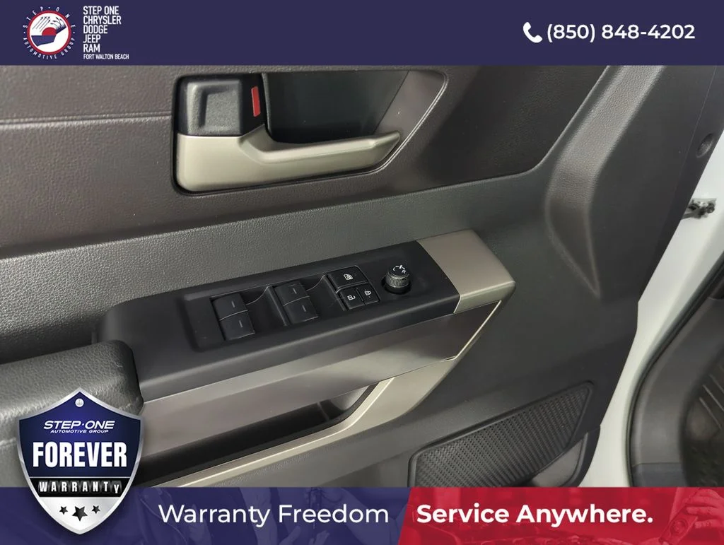 Used 2025 White Toyota SR5 image 18