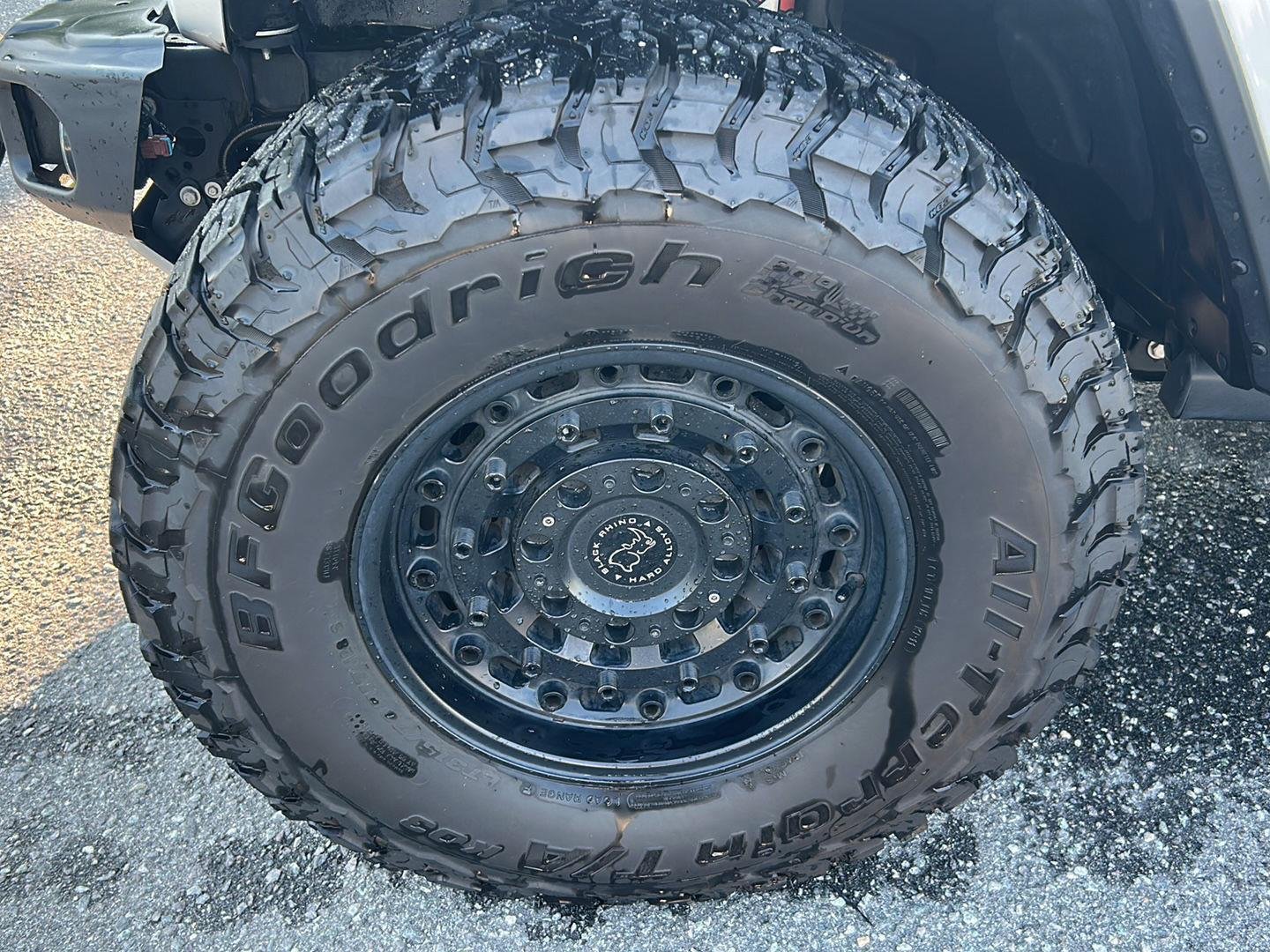 Used 2021 Bright White Clearcoat Jeep Mojave image 11