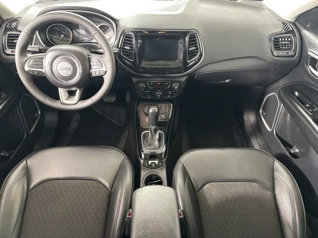 Used 2021 Black Jeep Altitude image 21