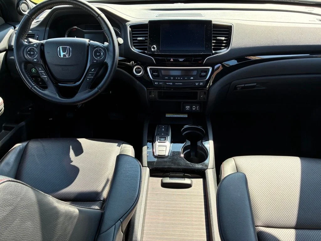 Used 2023 White Honda Black Edition image 18