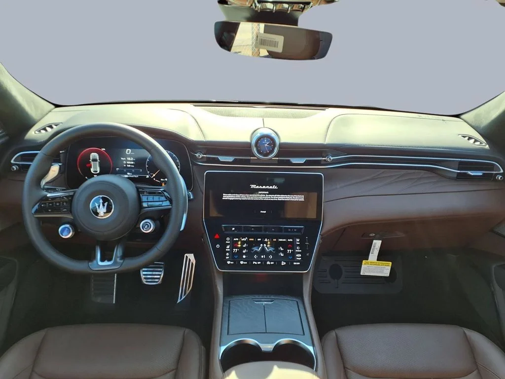 2026 Maserati Grecale Modena V6 - Photo 11