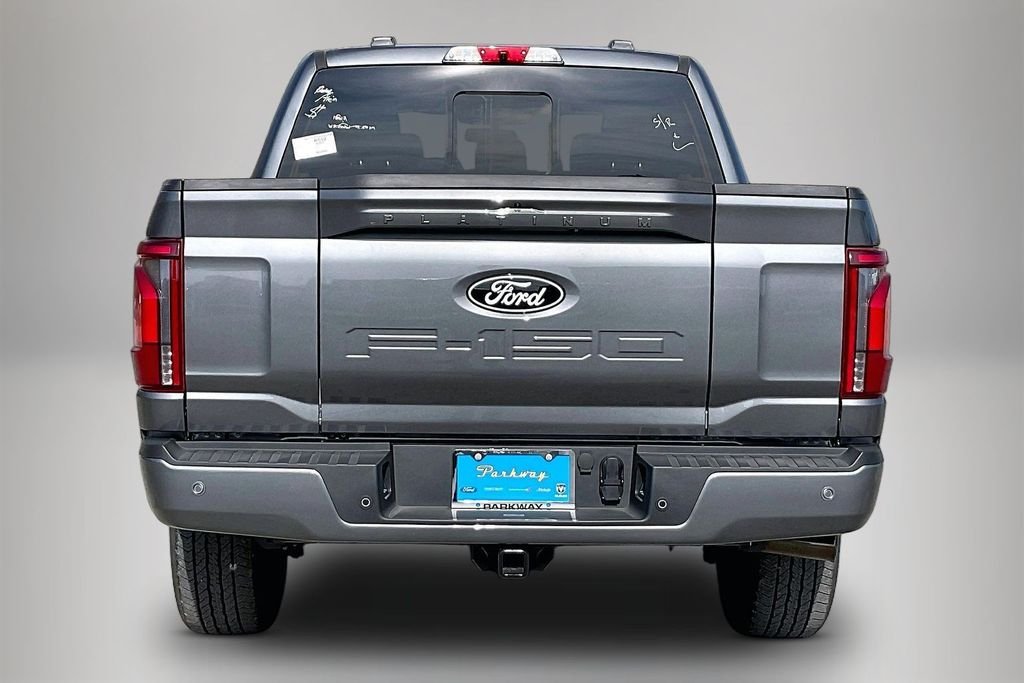 New 2025 Carbonized Gray Metallic Ford Platinum image 3