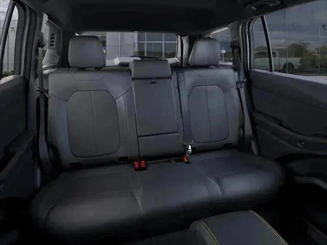 New 2026 Bright White Clear-Coat Exterior Paint Jeep  image 119