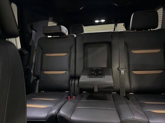 2021 GMC Yukon AT4 - Photo 13