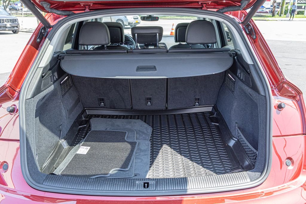 Used 2020  Audi 45 Premium image 33