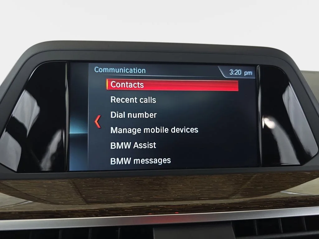 Used 2019 Silver BMW xDrive30i image 24