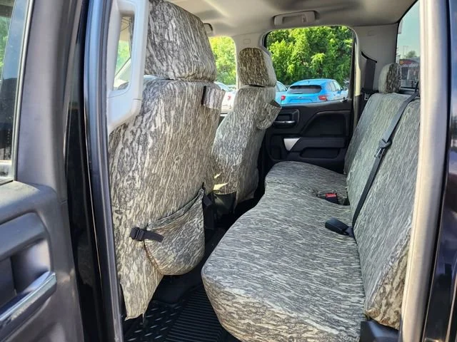 Used 2019 BLACK Chevrolet LT image 12