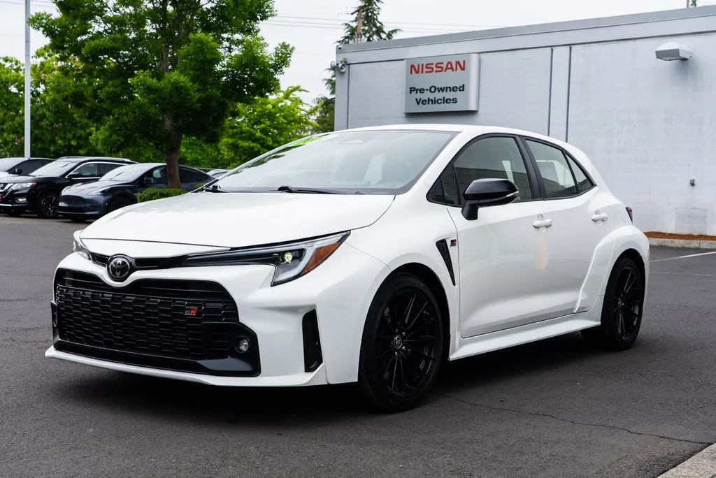 Used 2023 White Toyota Core image 3