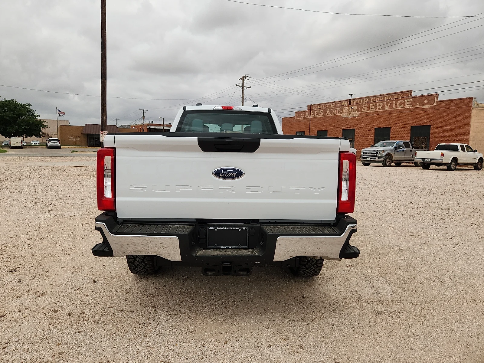 New 2026 Oxford White Ford F-250® XL image 6