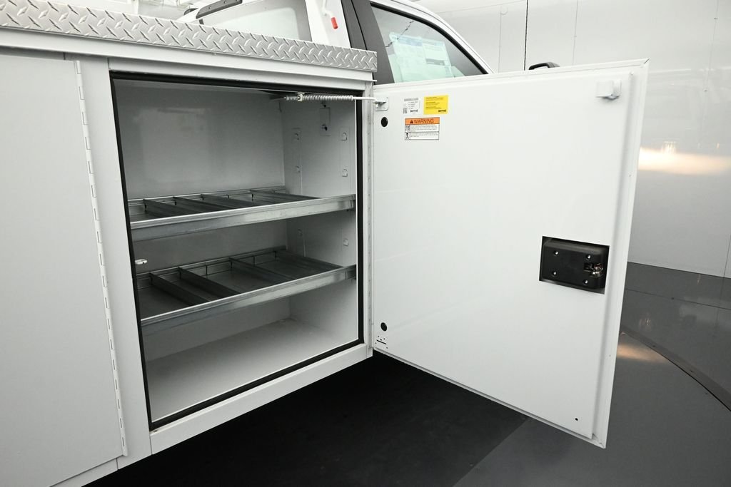 New 2025 Oxford White Ford XL image 24