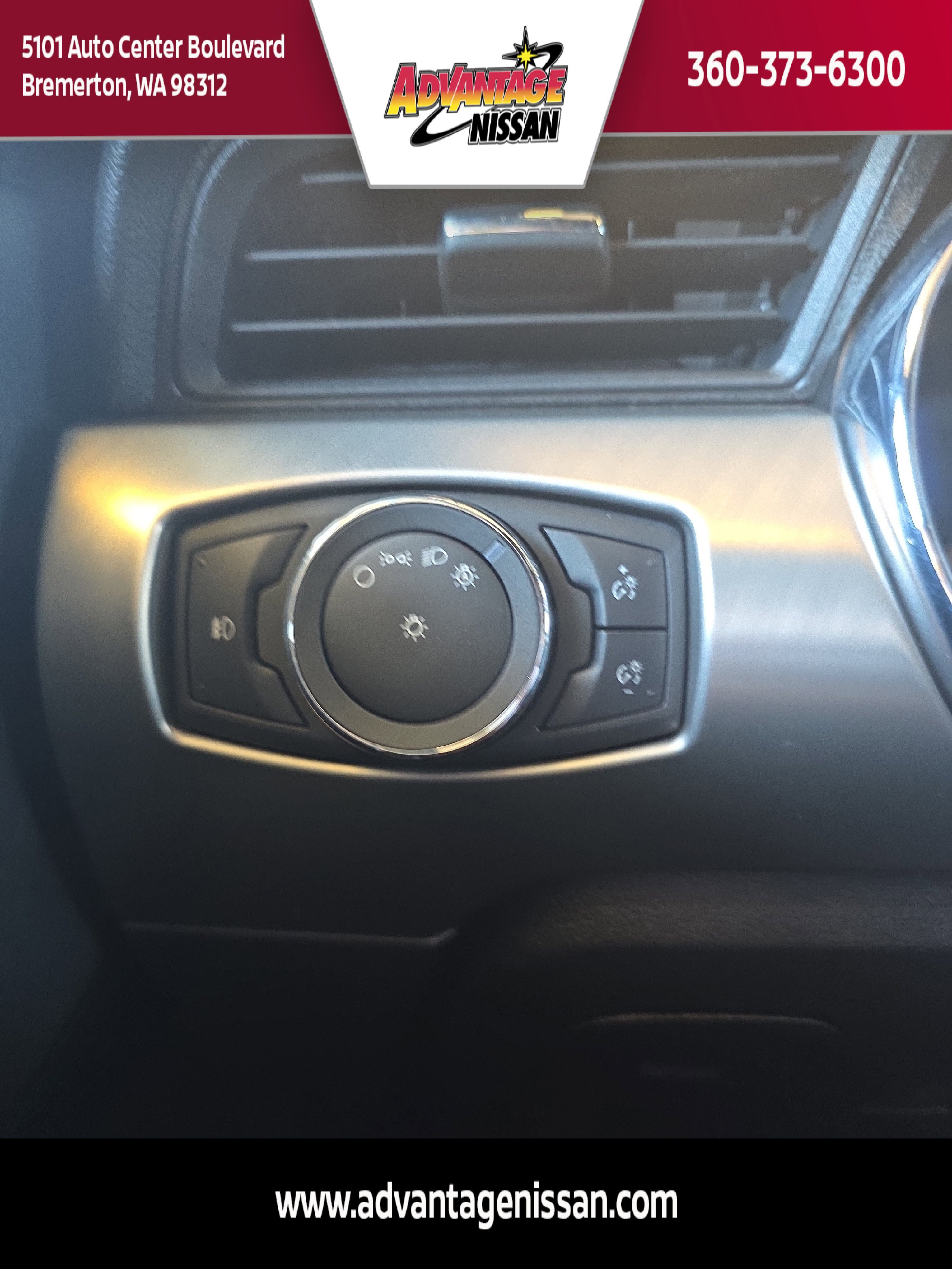Used 2015 Black Ford GT Premium image 23