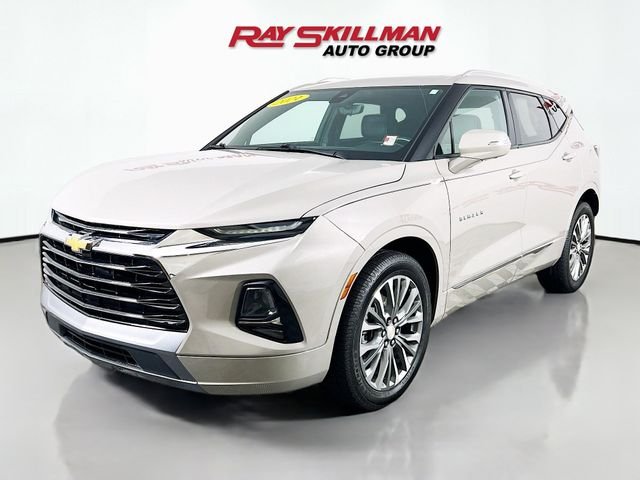 Used 2021 Gray Chevrolet Premier image 3