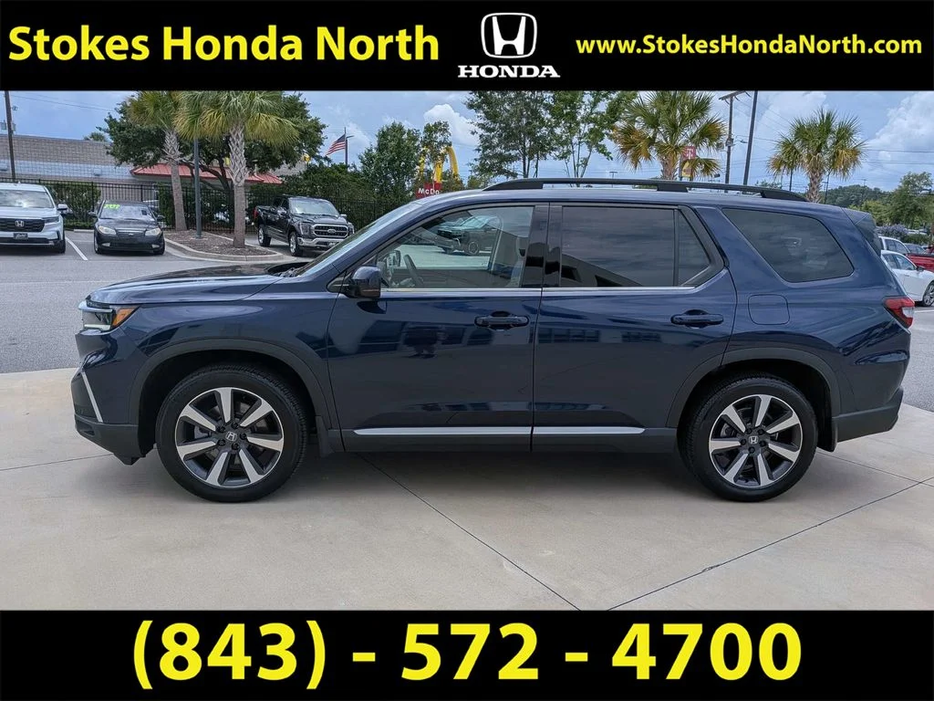 Used 2025 Blue Honda Touring image 11