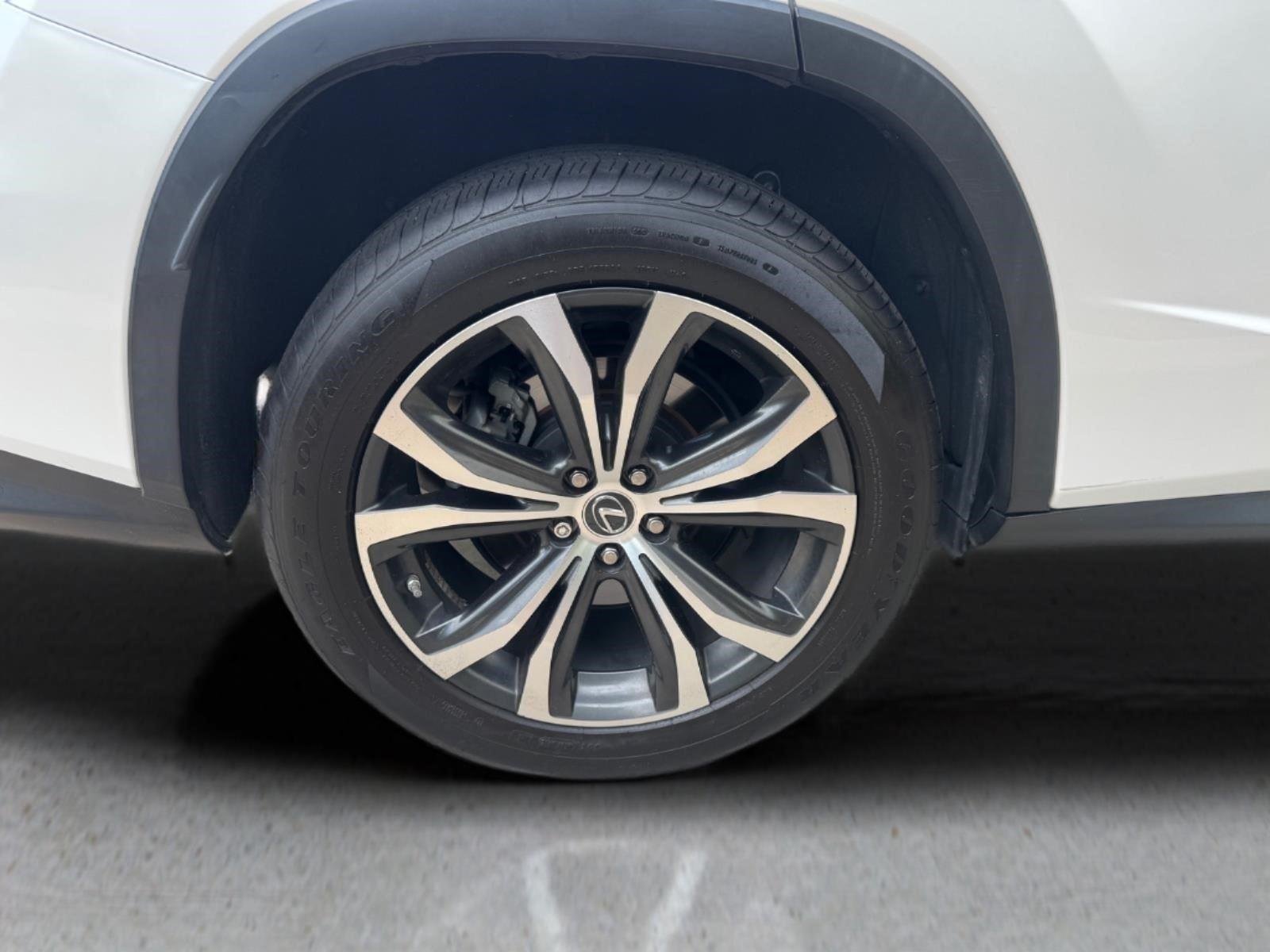 Used 2020 Eminent White Pearl Lexus RX 350 image 15