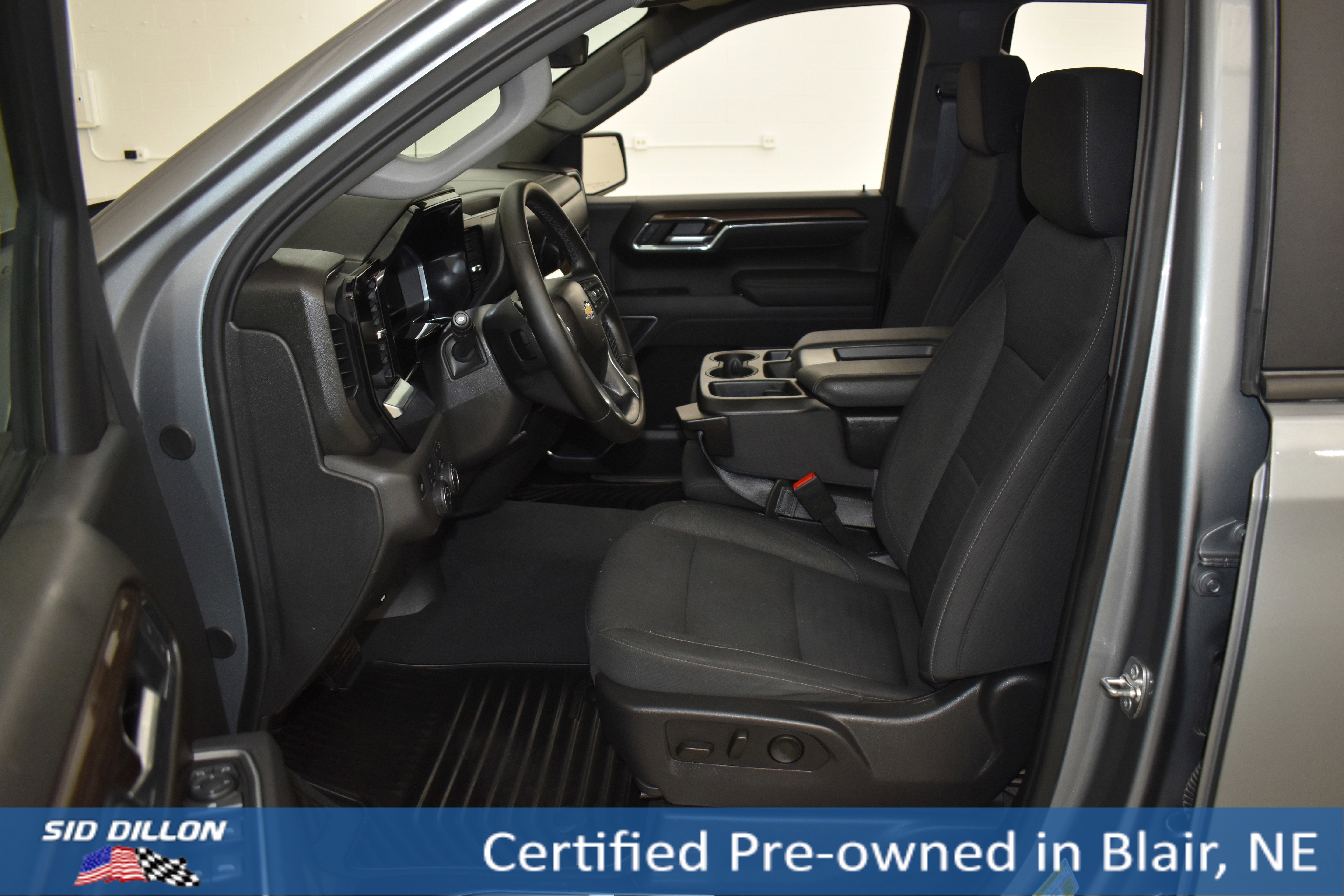 Certified Used 2025 Sterling Gray Metallic Chevrolet LT image 7