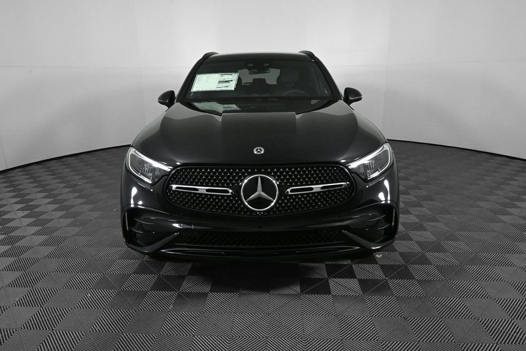New 2026 Black Mercedes-Benz GLC 300 image 34