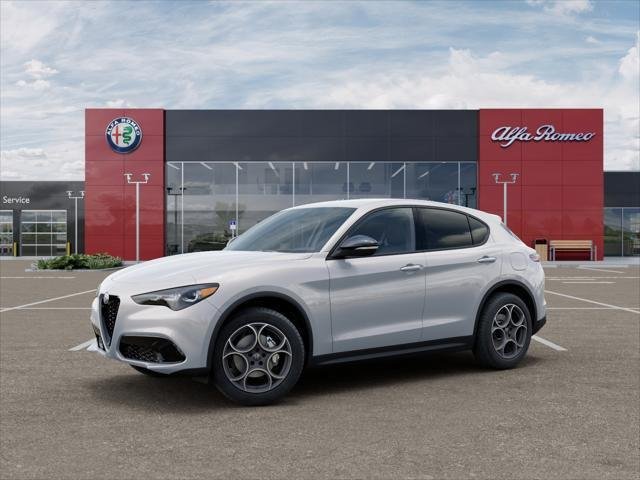 New 2025 Moonlight Gray Metallic Exterior Paint Alfa Romeo  image 66