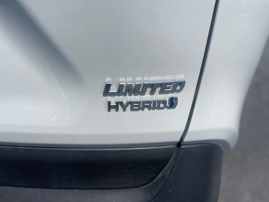Certified Used 2023 Beige Toyota Limited image 6