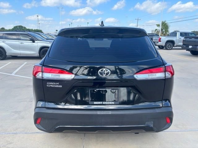 Used 2025 Black Toyota L image 5