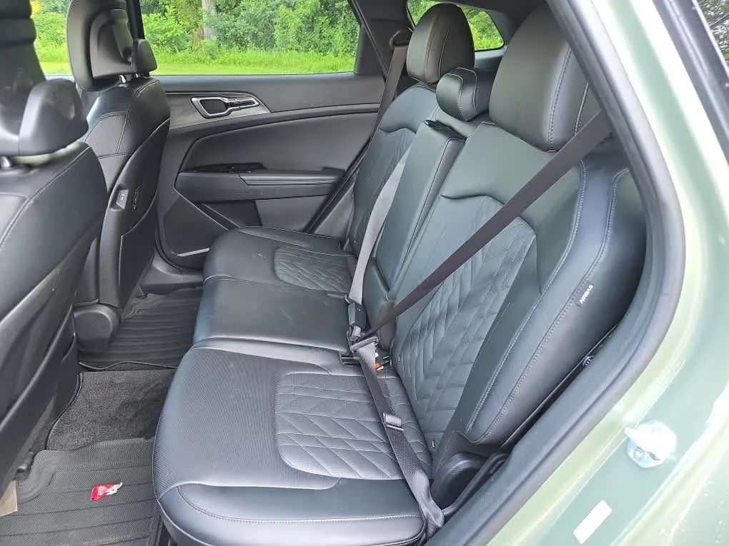 Used 2024 Jungle Green Kia X-Line image 13