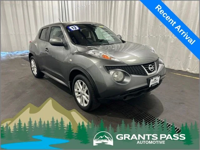 2013 Nissan Juke SV AWD CVT's photo