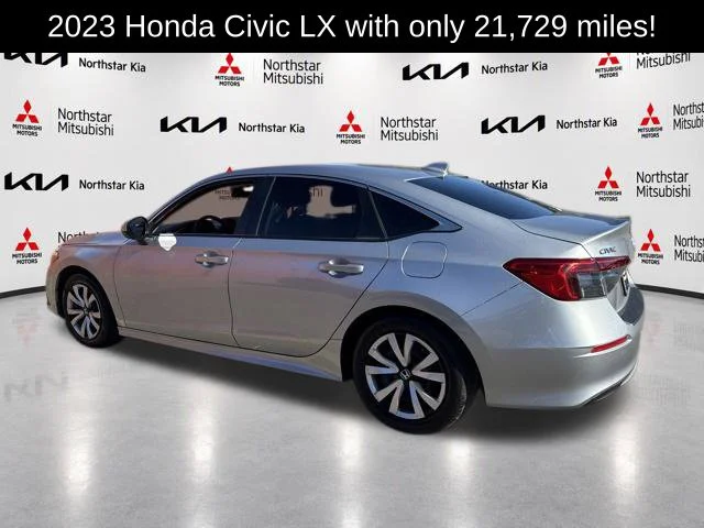 Used 2023 Silver Honda LX image 4