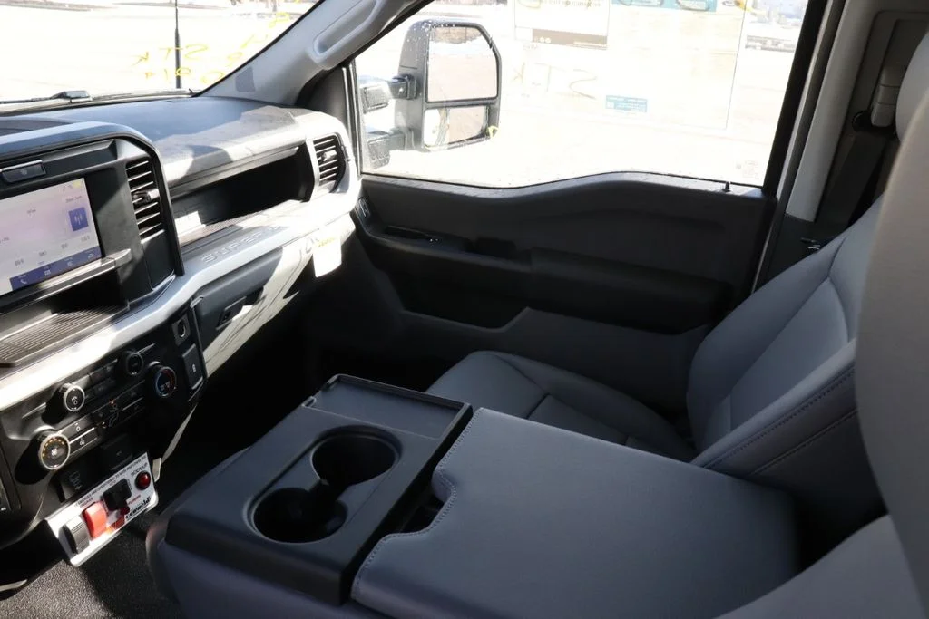New 2026 Oxford White Ford F-550® XL image 13
