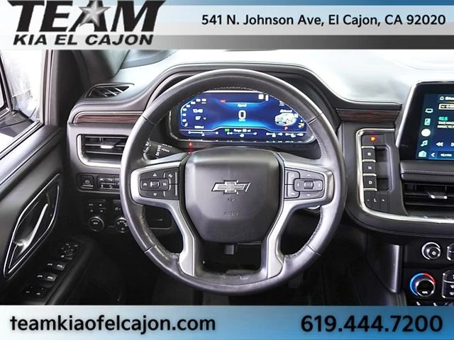 Used 2022 Gray Chevrolet Z71 image 22