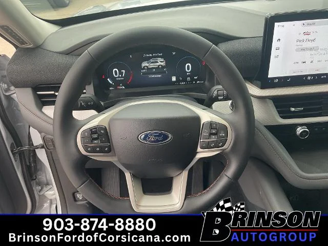 New 2026 Space White Metallic Ford Active image 35