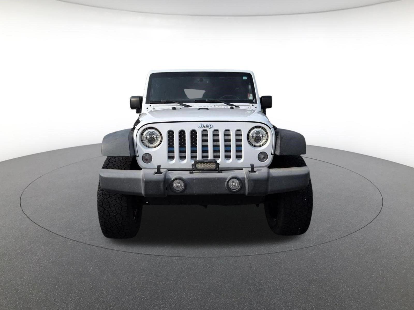Used 2016 Bright White Clearcoat Jeep Sport image 3