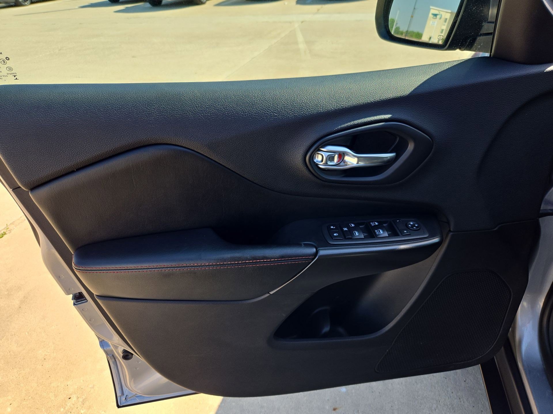 2019 Jeep Cherokee Trailhawk - Photo 12