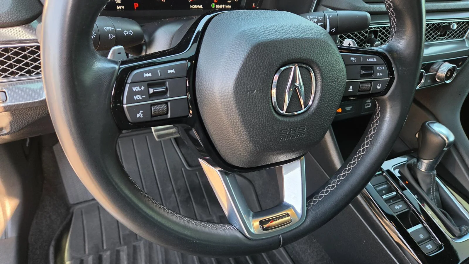 Used 2024 Liquid Carbon Metallic Acura w/A-SPEC image 24