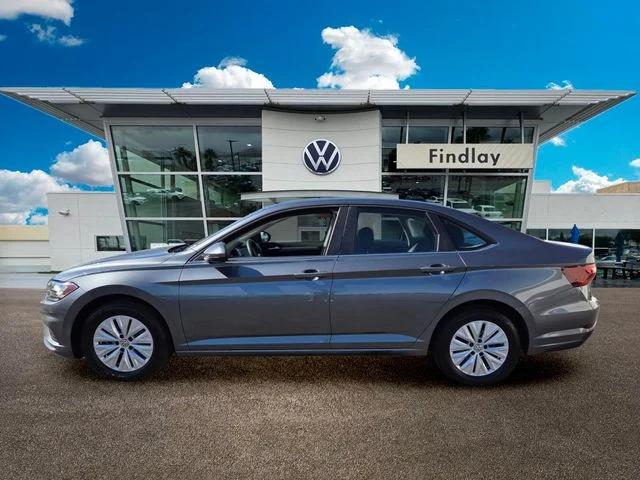 Used 2019 Gray Volkswagen 1.4T S image 3