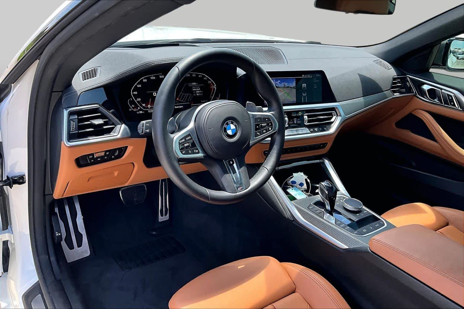 Used 2021 Alpine White BMW M440i image 17