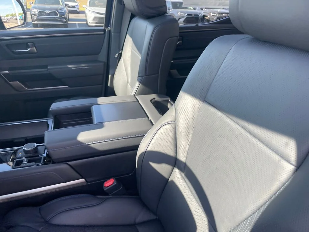 2026 Toyota Tundra Platinum - Photo 18