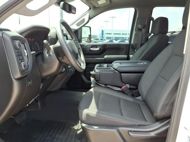 Used 2025 Summit White Chevrolet Custom image 17