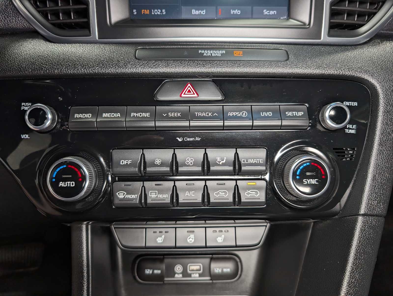 Used 2018 Snow White Pearl Kia EX image 31