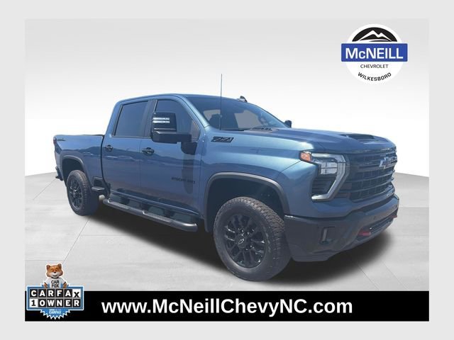 2026 Chevrolet Silverado HD LT 4WD Crew Cab Standard Box's photo