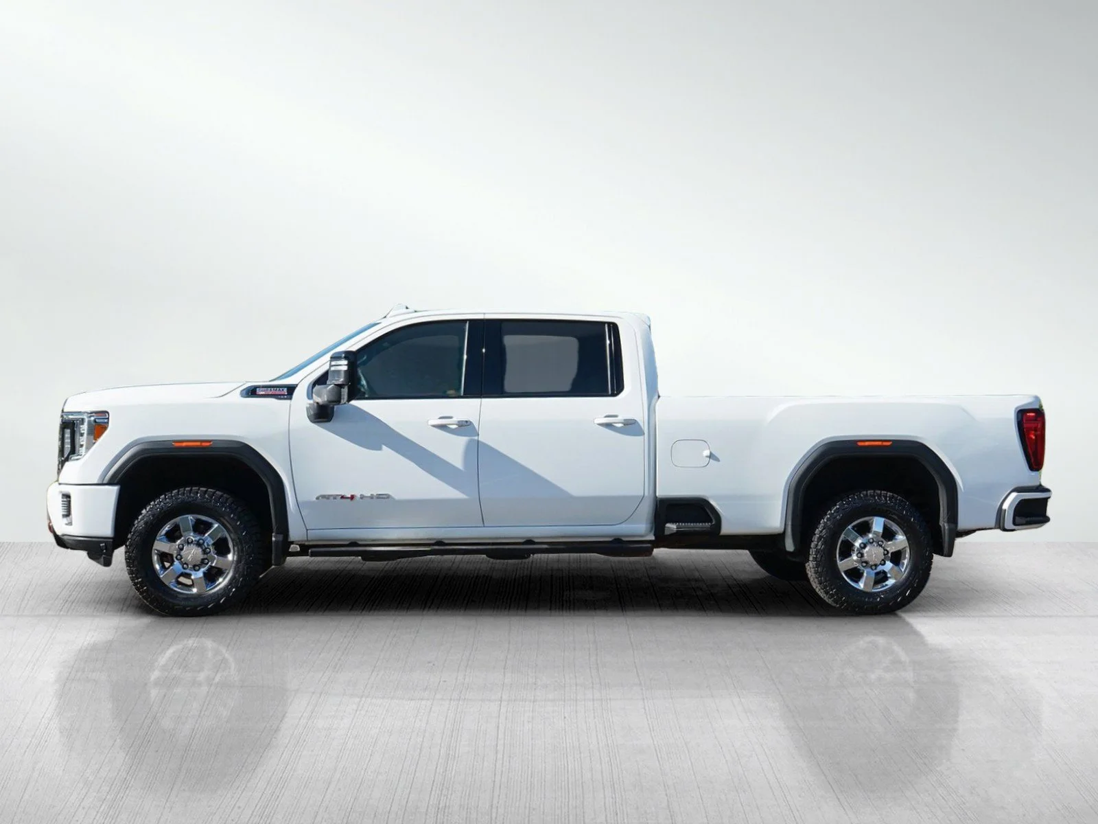 Used 2023 GMC Sierra 2500HD AT4 with VIN 1GT19PEY2PF102201 for sale in Roseville, Minnesota