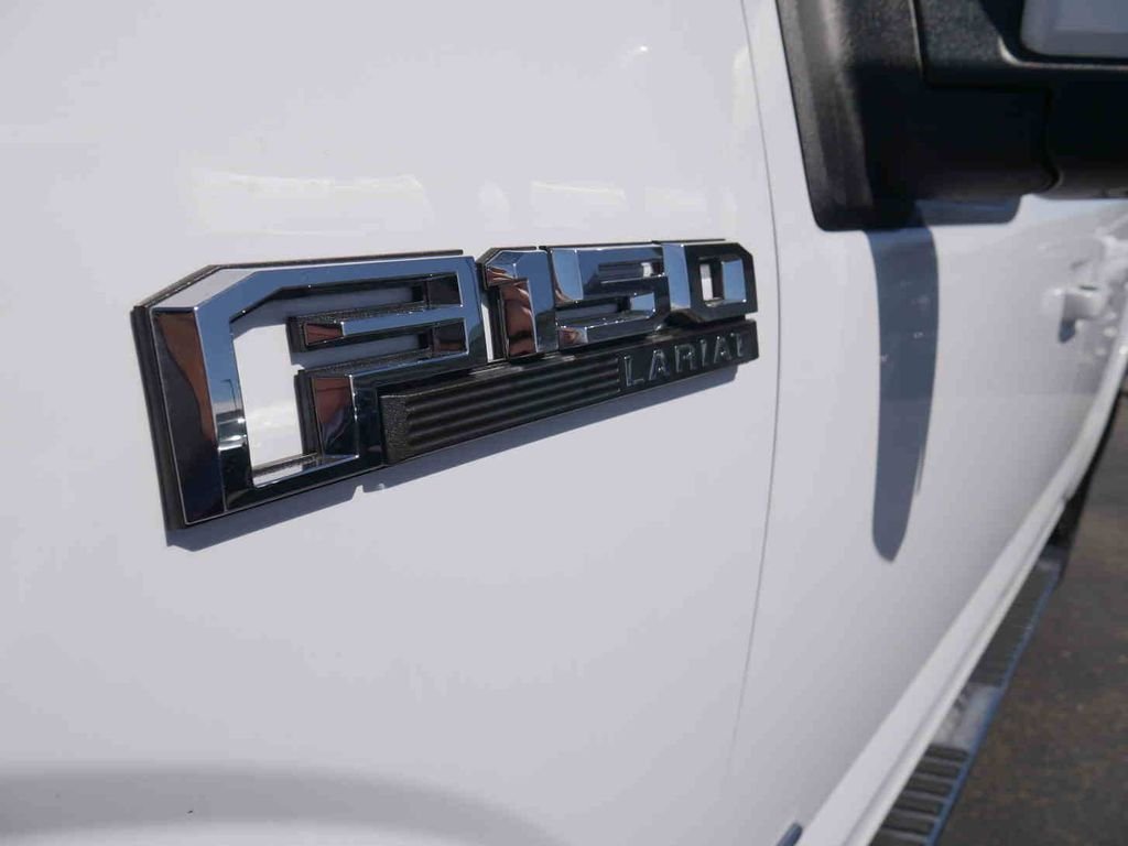 Used 2016 White Ford Lariat image 27
