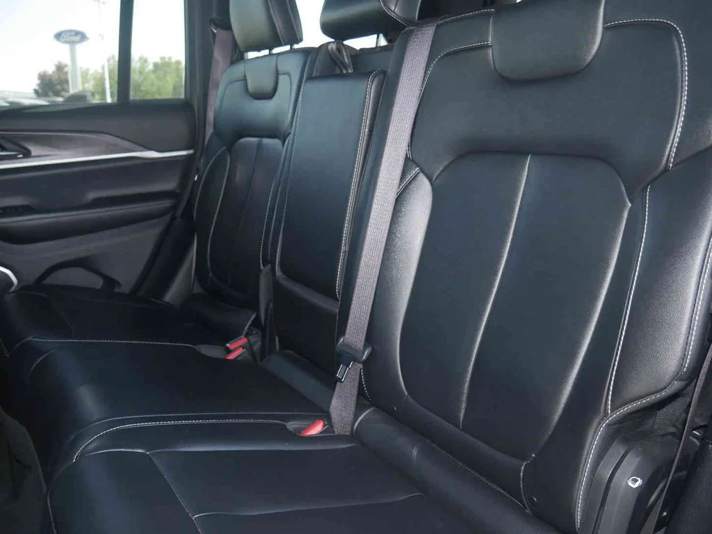 Certified Used 2024 White Jeep 4xe image 18
