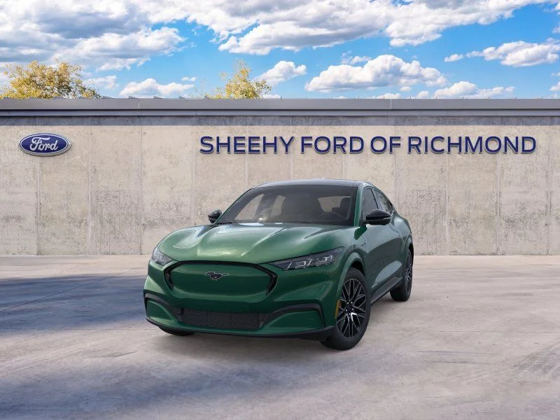 New 2026 Eruption Green Metallic Ford Premium image 3