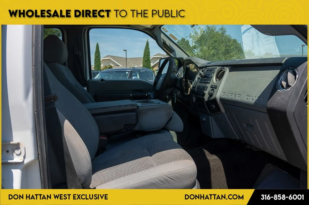 Used 2016 White Ford XLT image 19