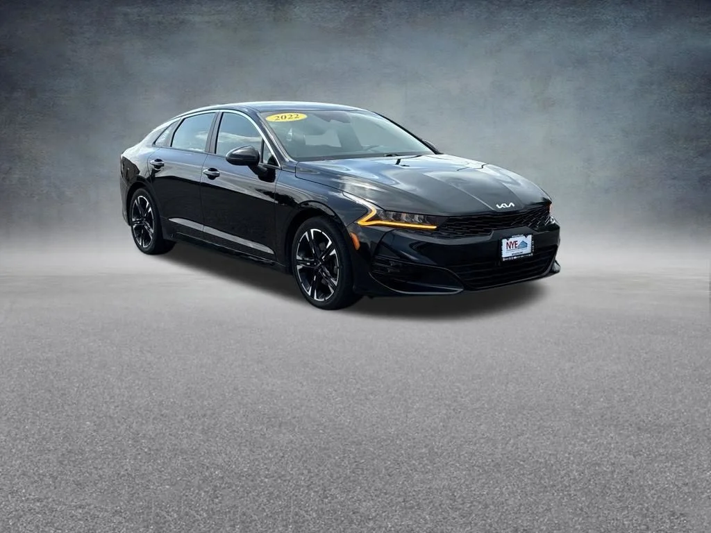 Used 2022 Black Kia GT-Line image 8