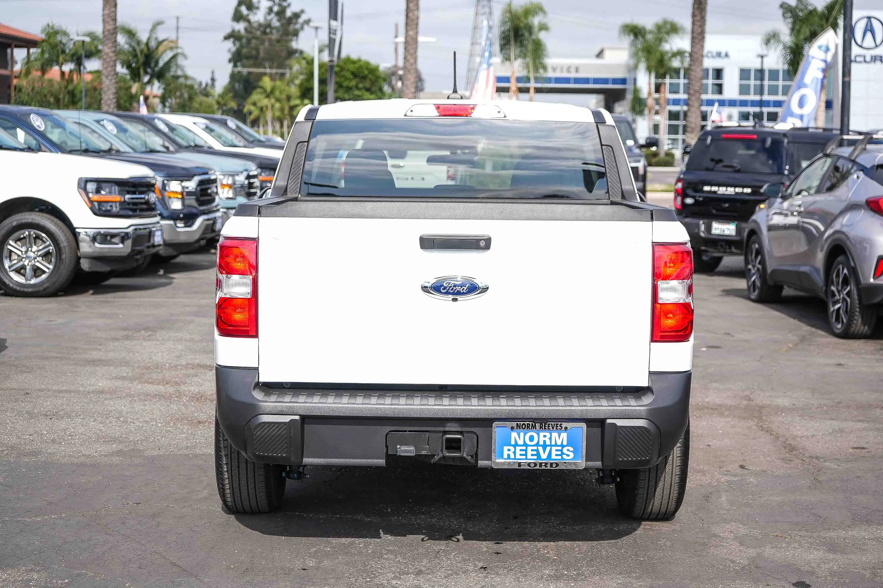 Certified Used 2024 Oxford White Ford XLT image 8