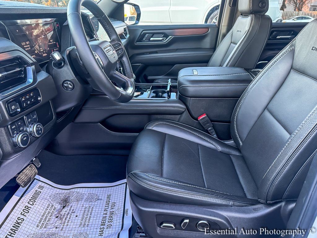 2025 GMC YUKON - Image 13